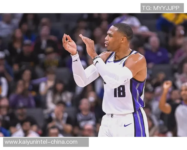 拉塞尔威斯布鲁克的篮球传奇与职业生涯的辉煌成就分析